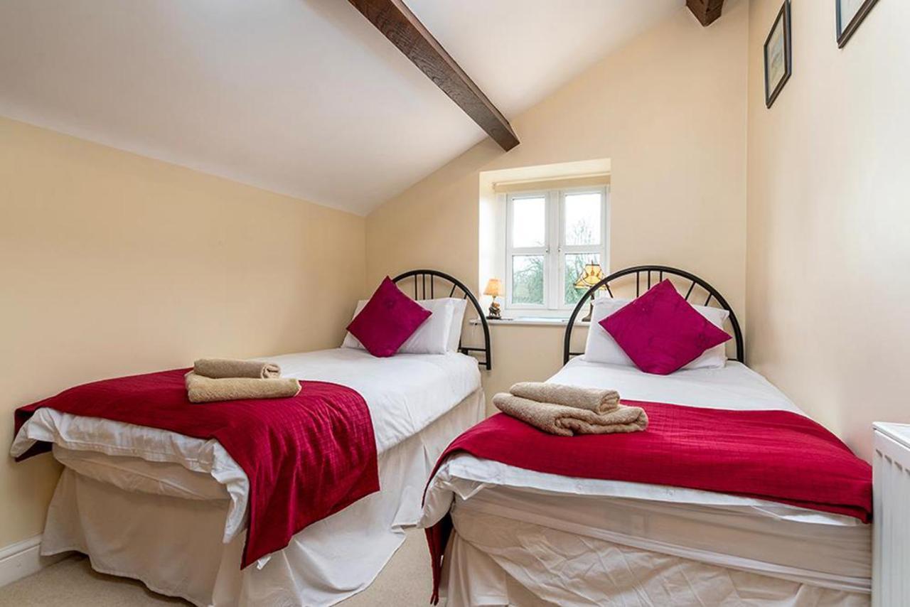 Tregarnedd Cottage Llangefni Buitenkant foto
